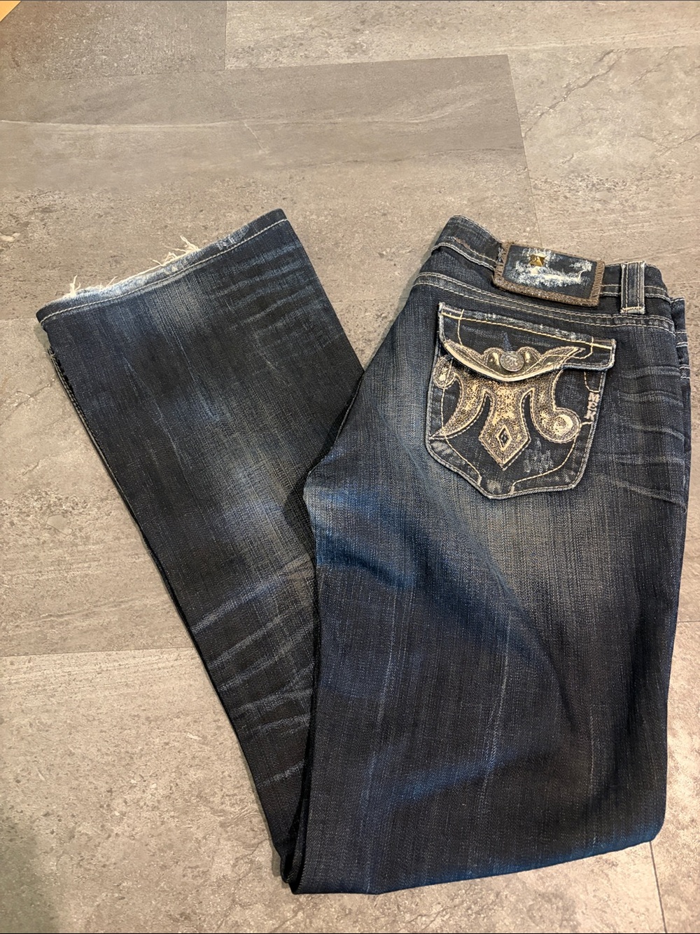 MEK denim - Picture 2 of 3